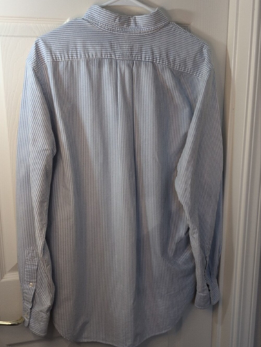 Ralph Lauren Blue & White Narrow Stripe Button-Down Shirt, Size Large - Picture 9 of 14